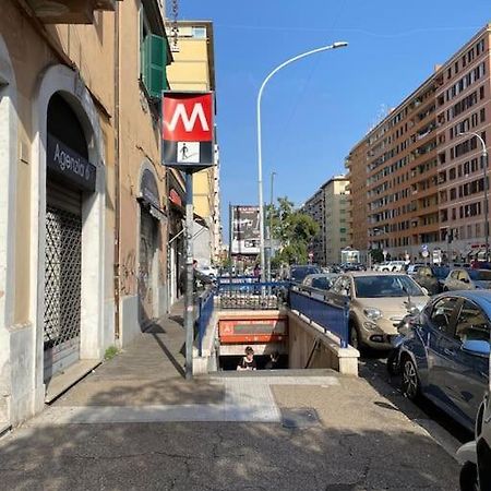 Appartement Luminoso Monolocale A 2 Passi Dalla Metro A à Rome Extérieur photo