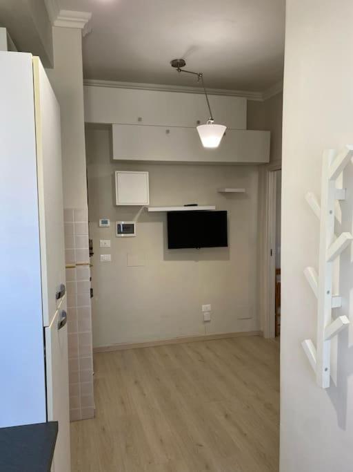 Appartement Luminoso Monolocale A 2 Passi Dalla Metro A à Rome Extérieur photo