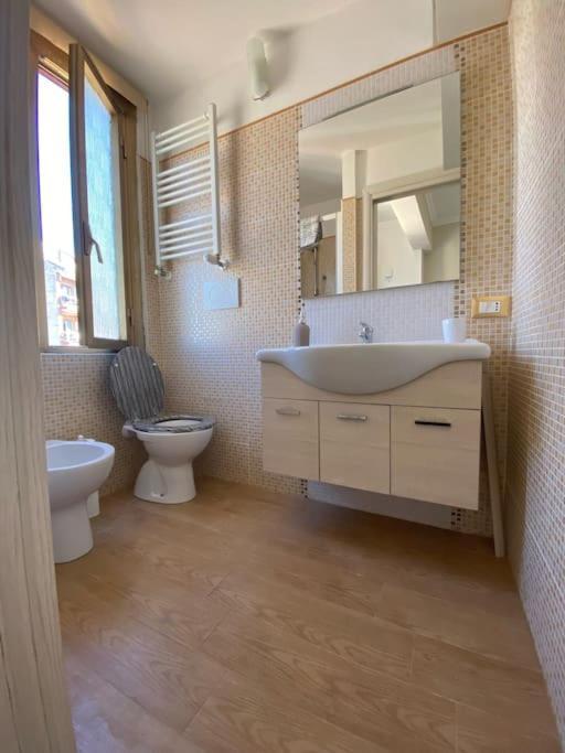Appartement Luminoso Monolocale A 2 Passi Dalla Metro A à Rome Extérieur photo