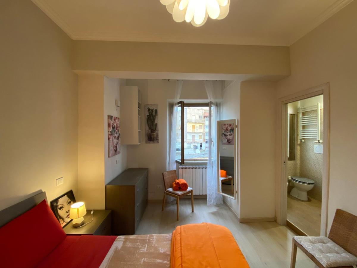 Appartement Luminoso Monolocale A 2 Passi Dalla Metro A à Rome Extérieur photo